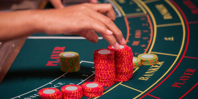 Luật game cần nắm trong cách chơi baccarat luôn thắng
